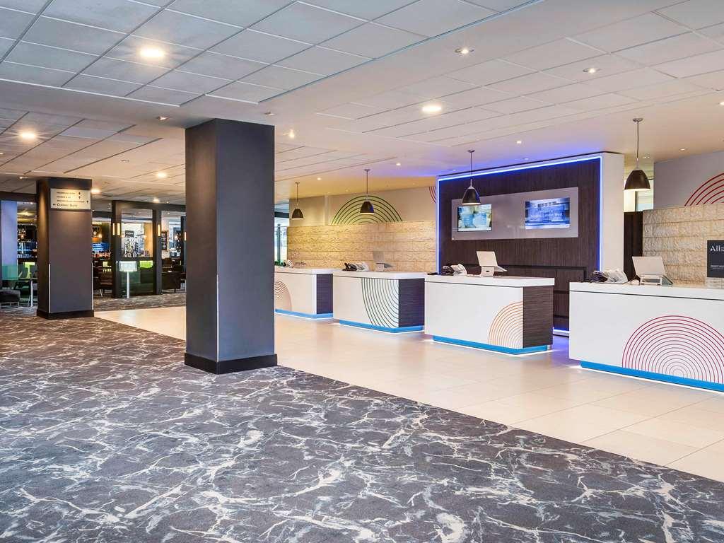 Novotel London West Esterno foto