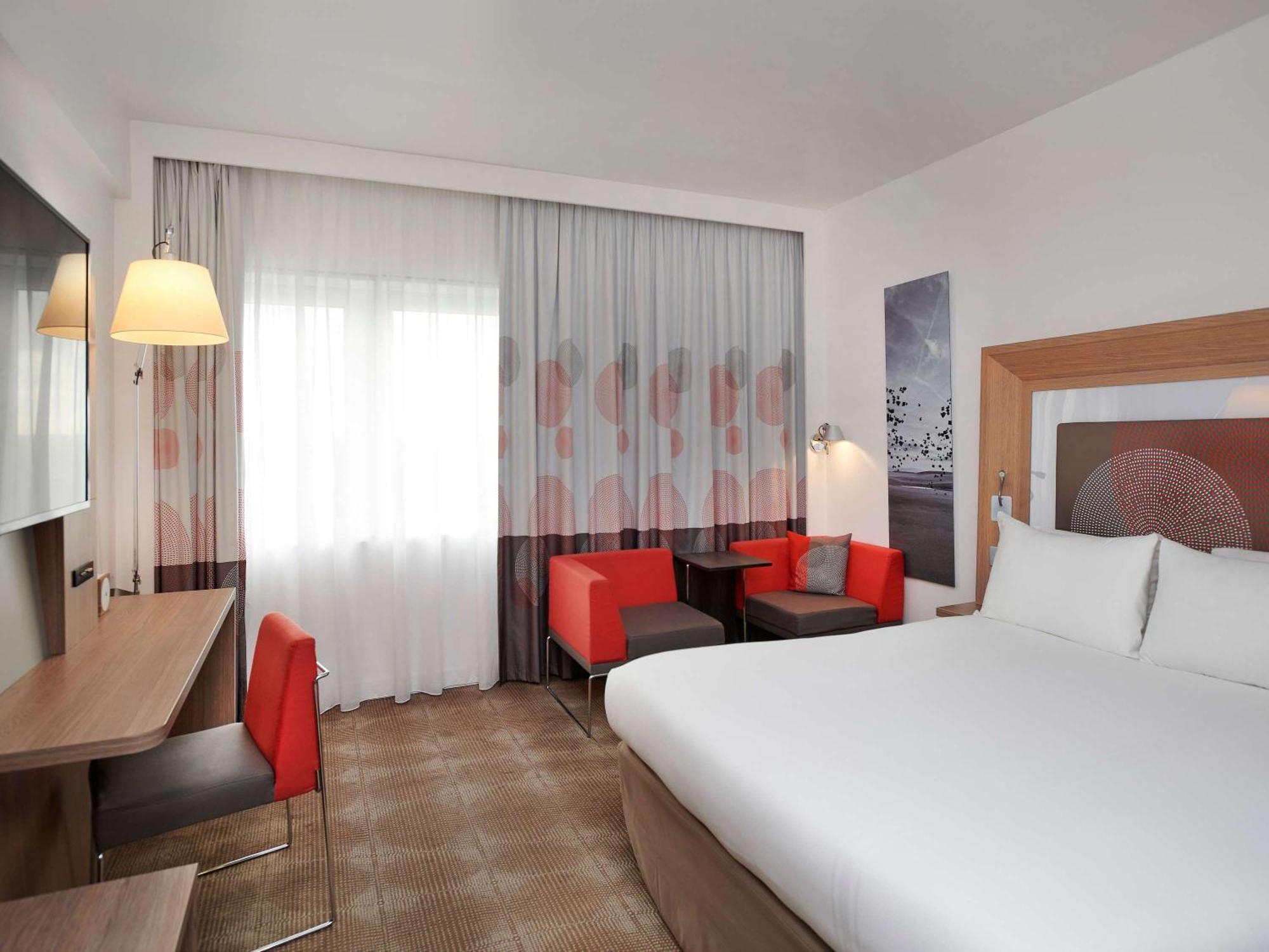 Novotel London West Esterno foto