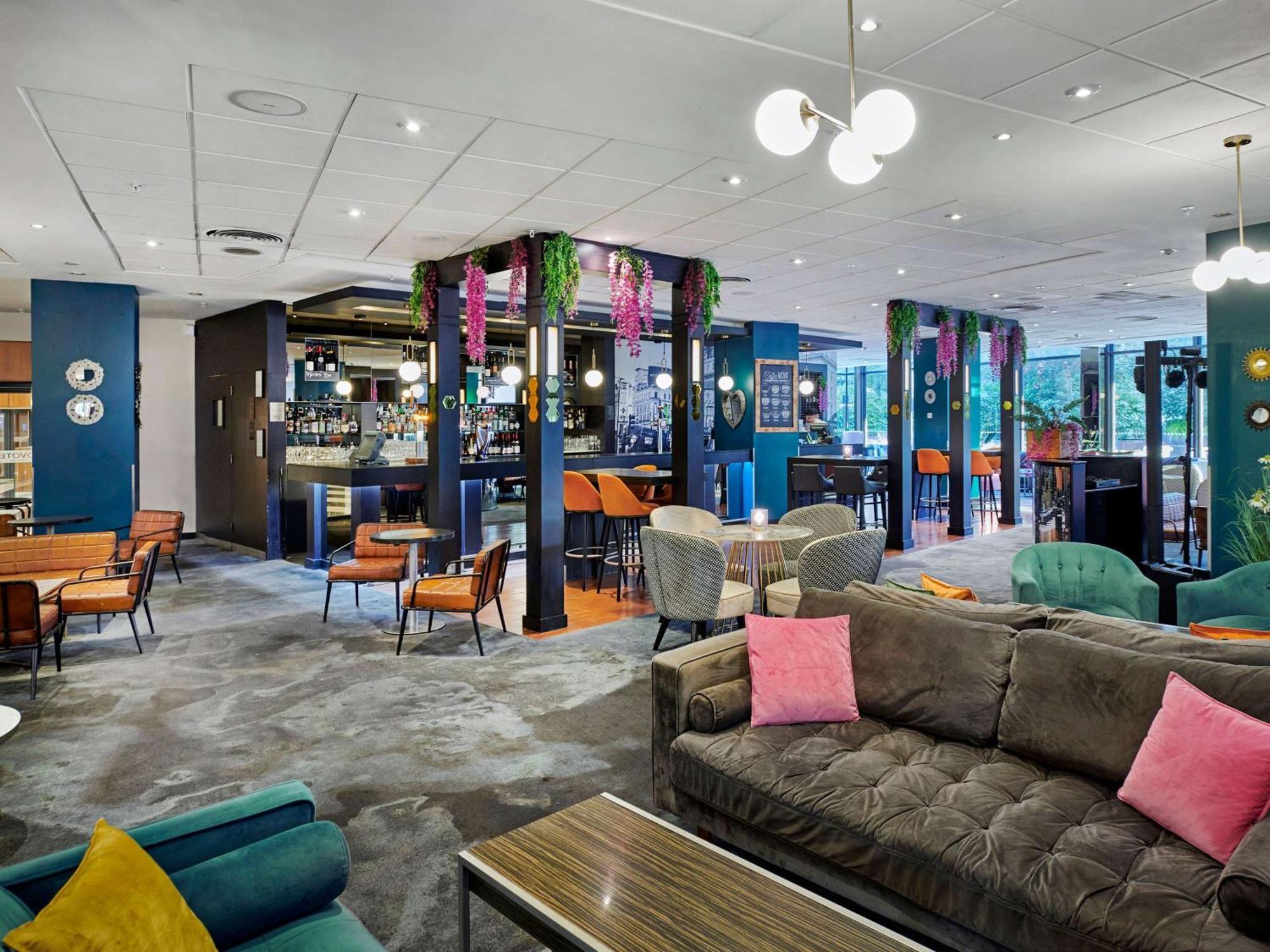 Novotel London West Esterno foto