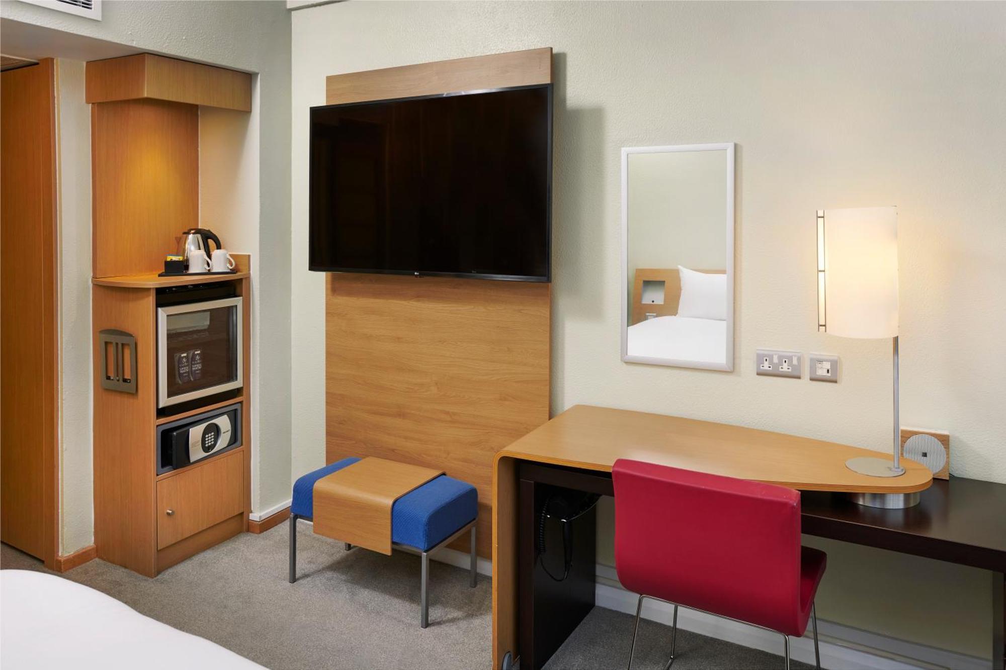 Novotel London West Esterno foto